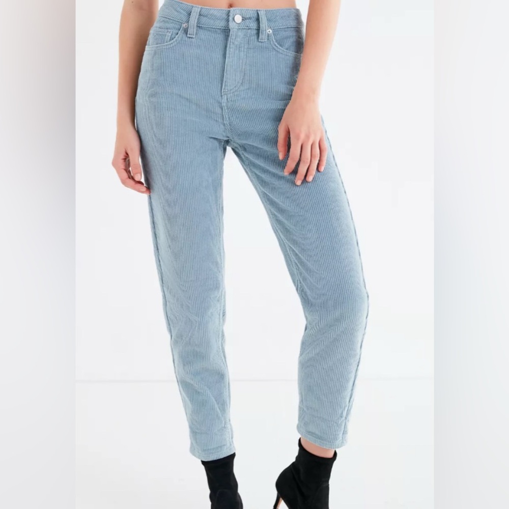 BDG corduroy mom pants size 28